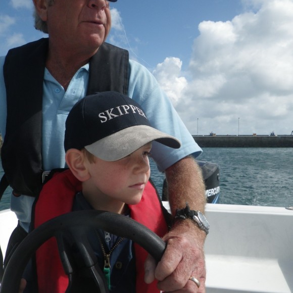 Teaching Seth to boat handle 29-08-14 (12)