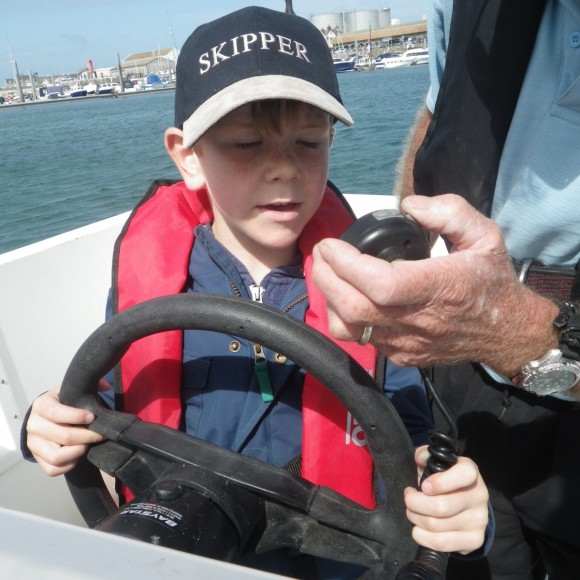 Teaching Seth to boat handle 29-08-14 (18)
