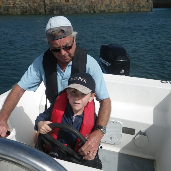Teaching Seth to boat handle 29-08-14 (7)