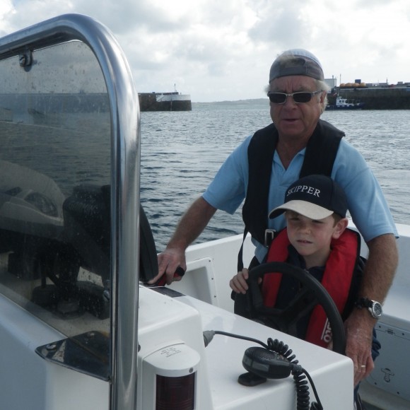 Teaching Seth to boat handle 29-08-14 (9)